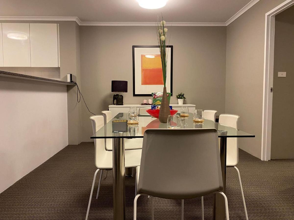 2 Bed 2 Bath Apartment In Braddon, Canberra - Pool, Gym And Free Parking Camberra Exterior foto