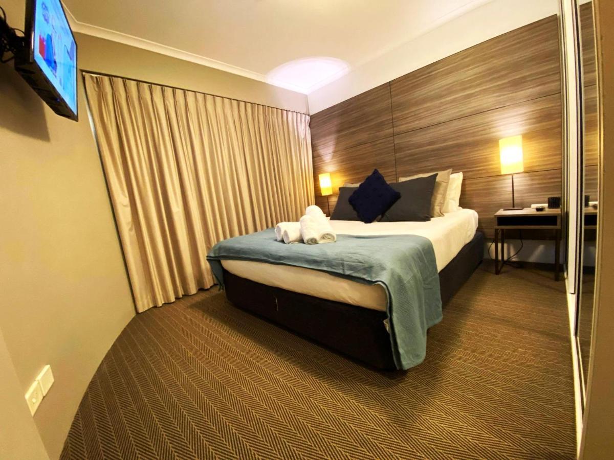 2 Bed 2 Bath Apartment In Braddon, Canberra - Pool, Gym And Free Parking Camberra Exterior foto