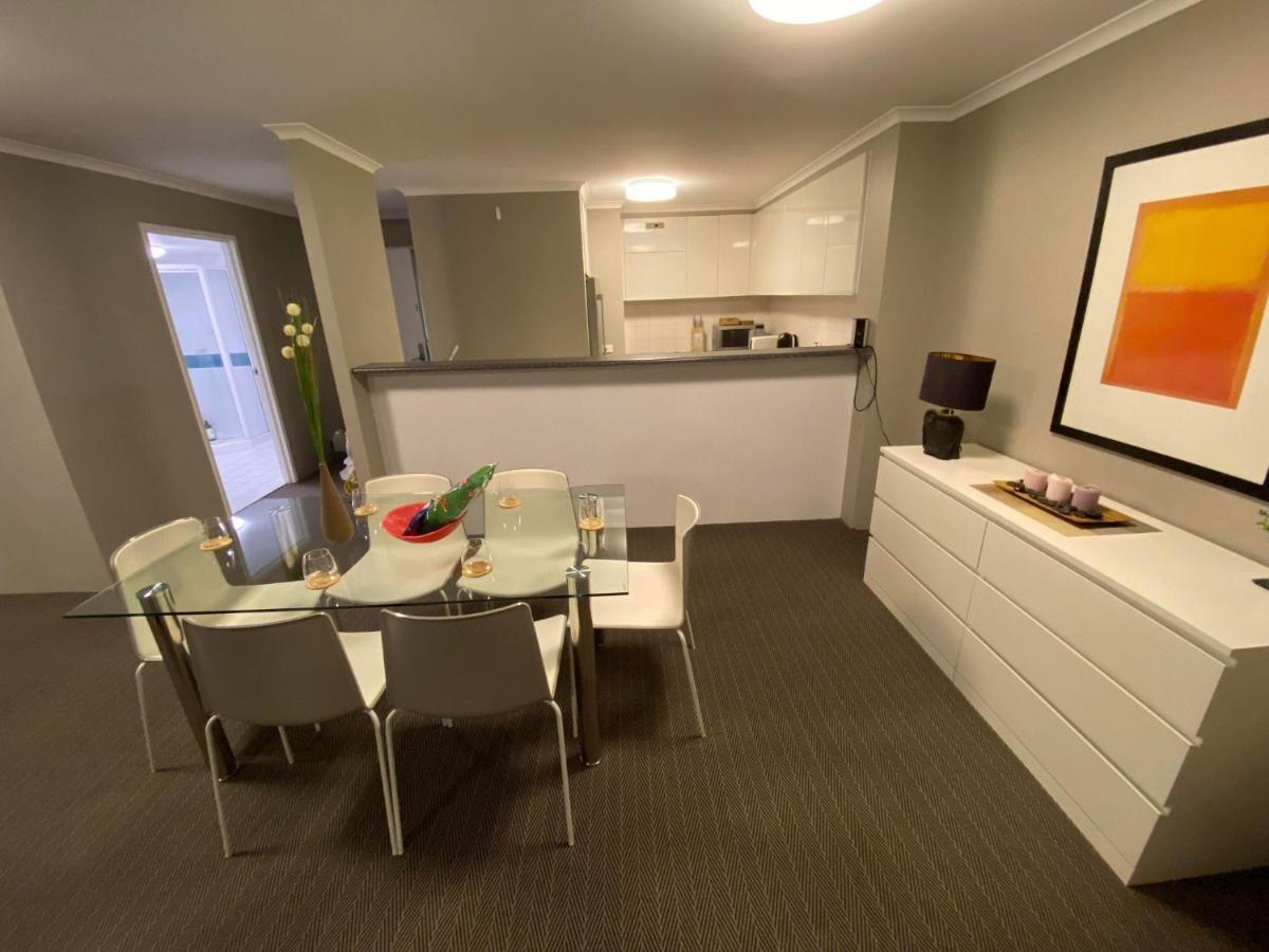 2 Bed 2 Bath Apartment In Braddon, Canberra - Pool, Gym And Free Parking Camberra Exterior foto